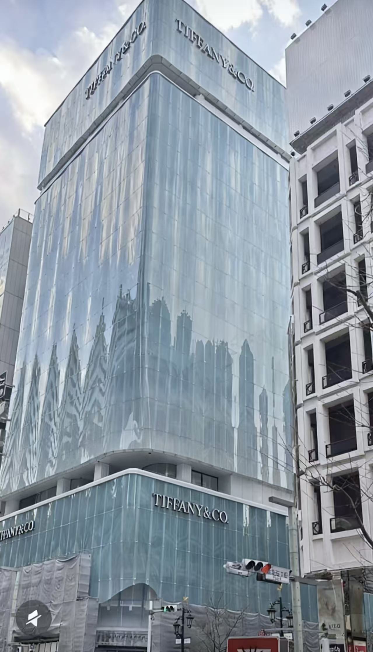 Art glass wall decoration